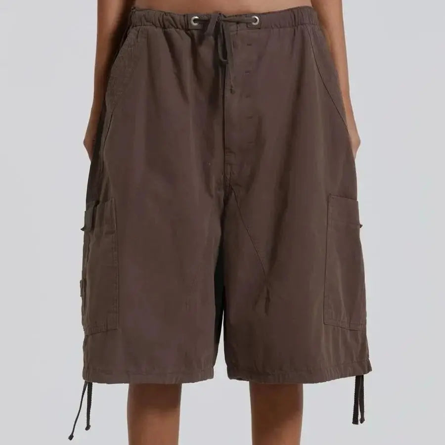 Short work pants, casual knee-length shorts, loose straight tube, relaxed wide-leg, and distressed shorts.