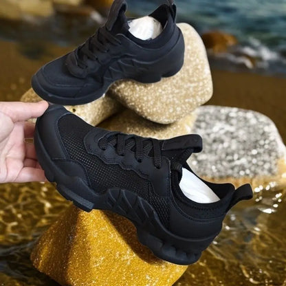 Men Sneakers 2026 Summer Autumn New Mesh Breathable Outdoor Casual Sports Shoes Lightweight Comfortable Lace Up Vulcanized Shoes