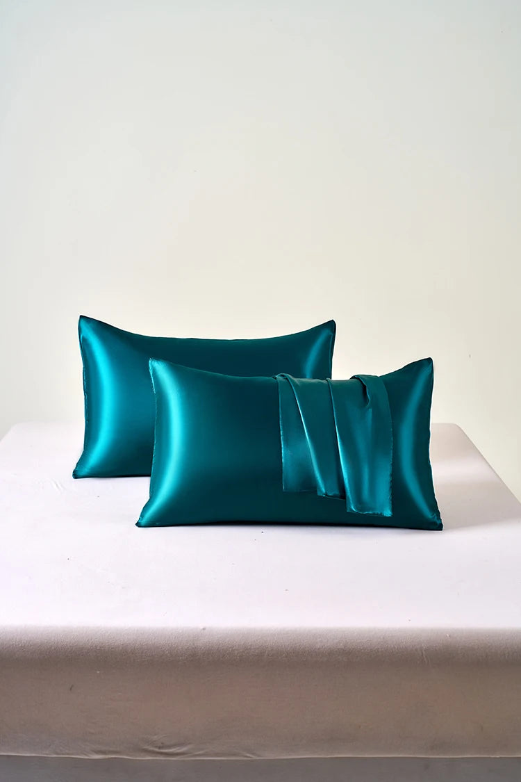 2pcs Satin Pillowcase for Skin and Hair, Satin Pillow Cases Set of 2 Soft Breathable Smooth Cooling Pillow Covers for Sleeping
