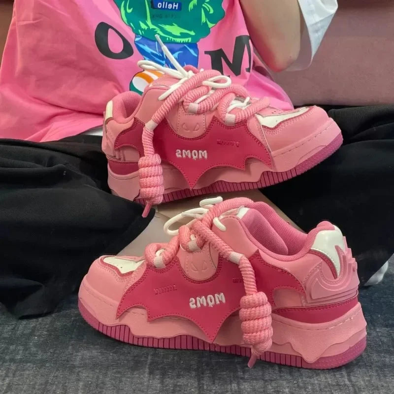 2025 New Women Shoes for Women Tennis Retro Punk Skateboard Shoes Fashion Sneakers Designer Sports Casual women&
