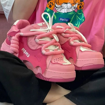 2025 New Women Shoes for Women Tennis Retro Punk Skateboard Shoes Fashion Sneakers Designer Sports Casual women&