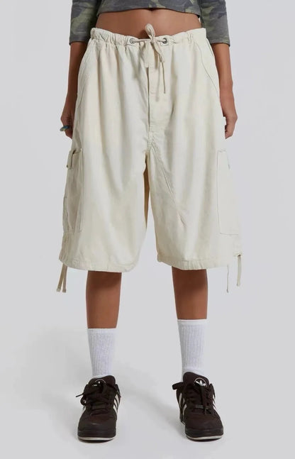 Short work pants, casual knee-length shorts, loose straight tube, relaxed wide-leg, and distressed shorts.